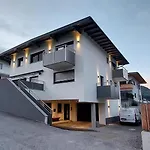 Mari *